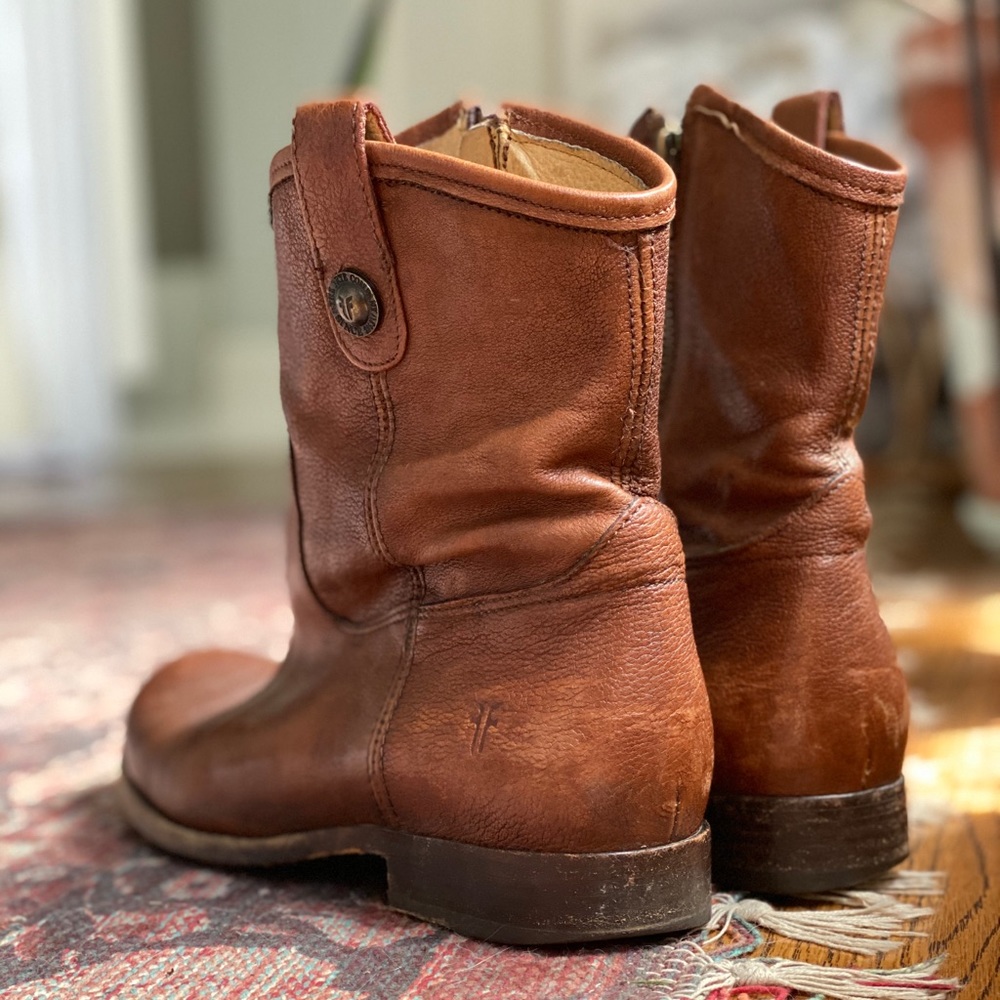 frye boots